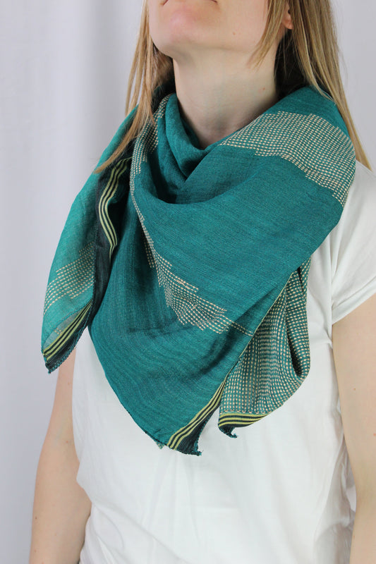 Saumya Embroidered Sari Scarf 100 x 100 cm