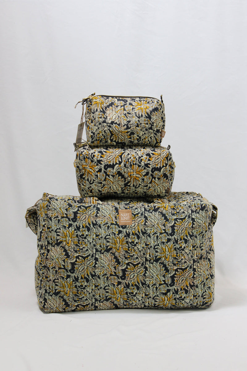 Anshul Sari Travel Set