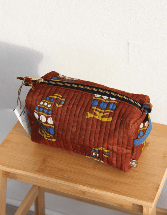 Prajakta Cosmetic Bag - lille